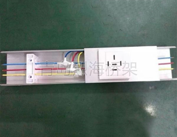 ����ĸ��